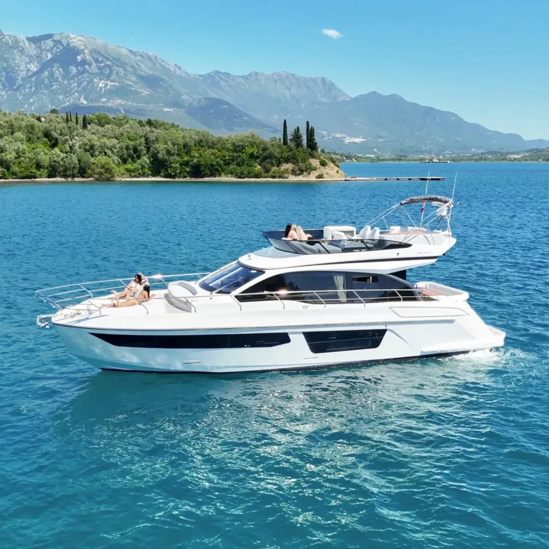 Azimut 53 Fly