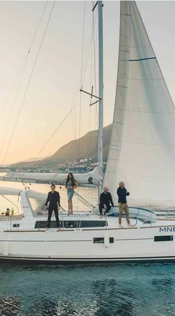 Oceanis 38 | Salsa