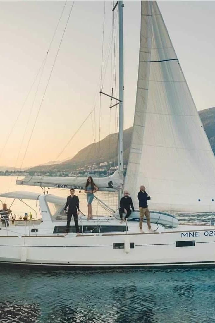 Oceanis 38 | Salsa