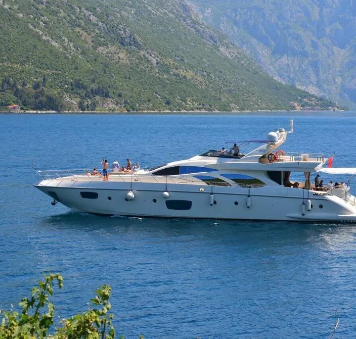 Azimut 98