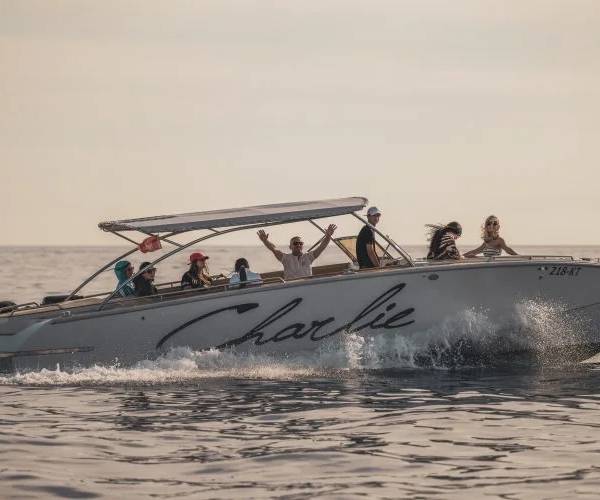 Mr. CHARLIE - Luxury Speedboat